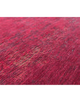 Louis de Poortere Fading World Medaillon 8260 Scarlet Rug