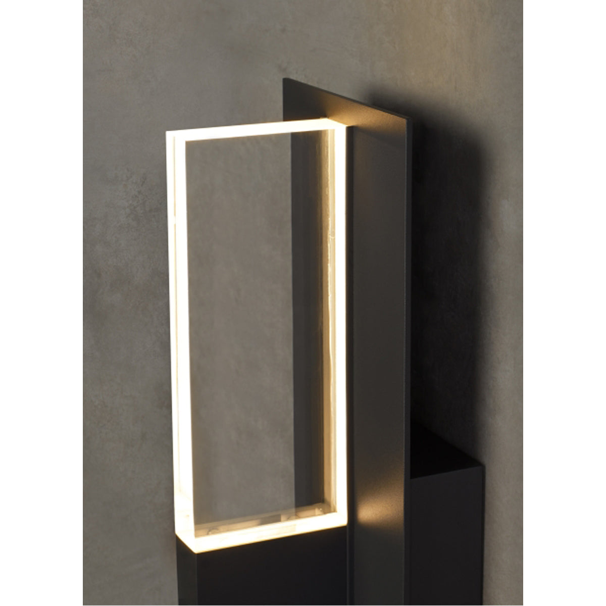 Tech Lighting Lyft 18&quot; 830 Outdoor Wall Sconce - In-Line Fuse
