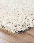 Jaipur Naturals Tobago Almand Solid NAT26 White/Black Area Rug