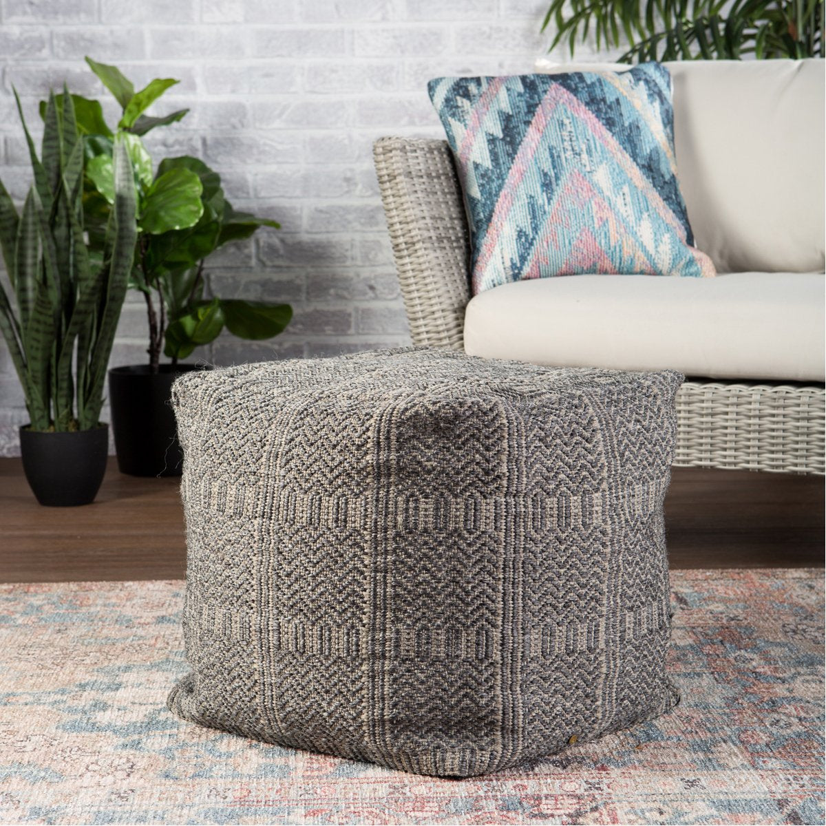 Jaipur Roanoke Destrie Tribal Chevron Gray RNK02 Cube Pouf