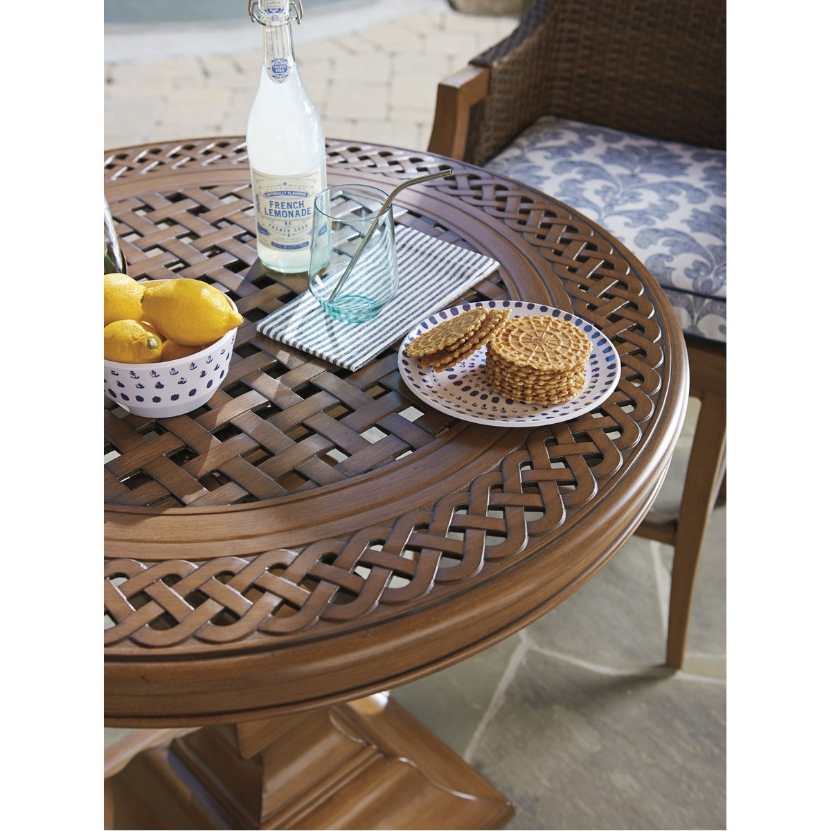 Tommy Bahama Harbor Isle Outdoor Bistro Table