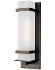 Sea Gull Lighting Alban 1-Light Outdoor Wall Lantern - 60W