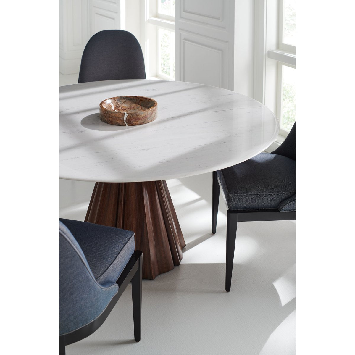 Caracole Classic All Natural Table
