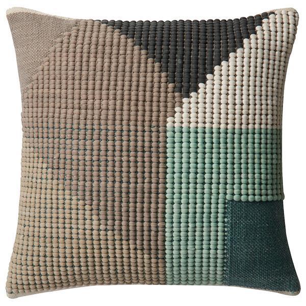 Loloi P0504 Indoor/Outdoor 22" x 22" Pillows Set of 2